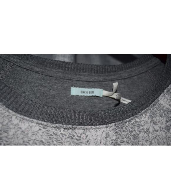 Kimchi Blue Lace Overlay Sweatshirt Gray Long Sleeve Pullover Women’s Size Small - Picture 3 of 4